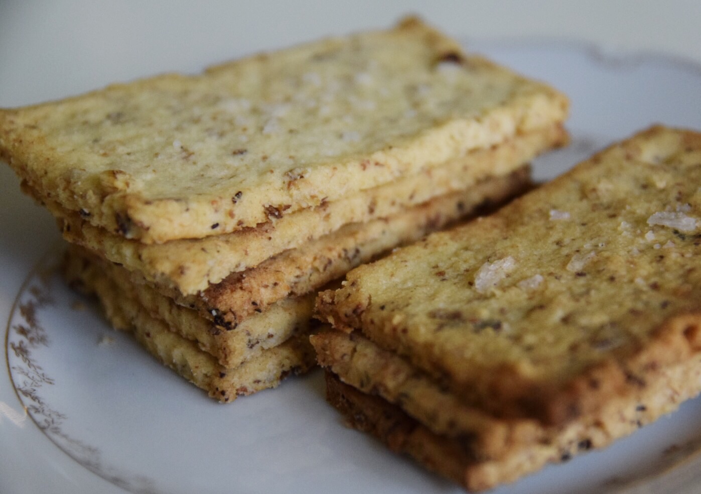 Glutenfria ostekt med rosmarin
