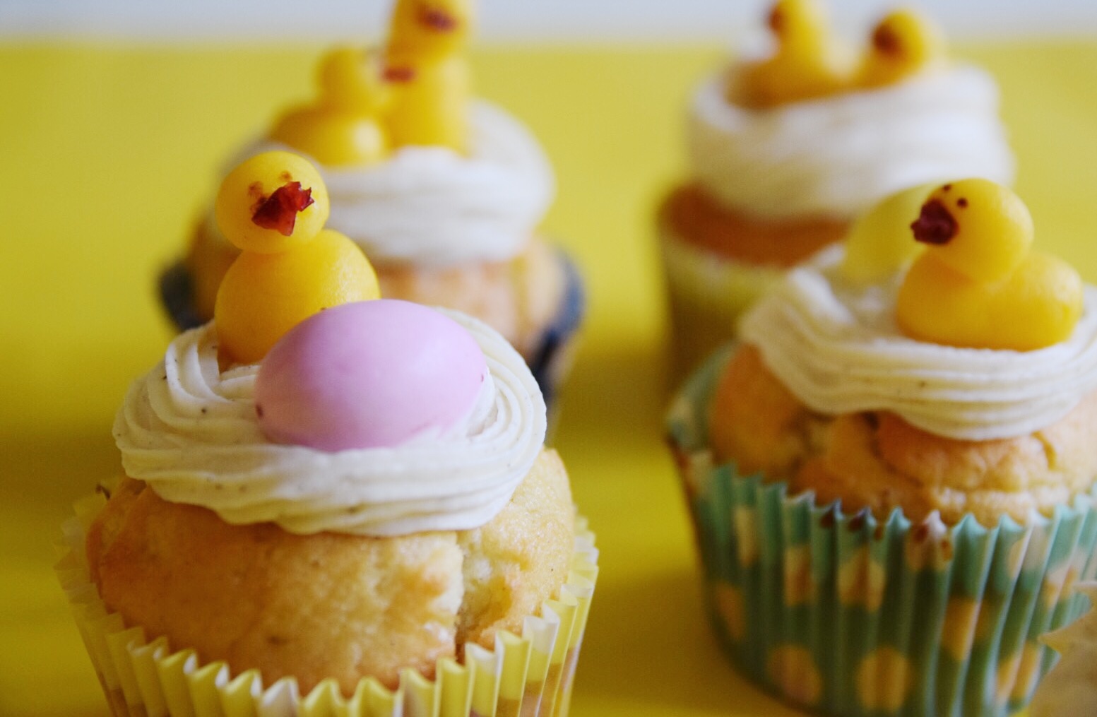 Glutenfria påskmuffins med mascarponefrosting